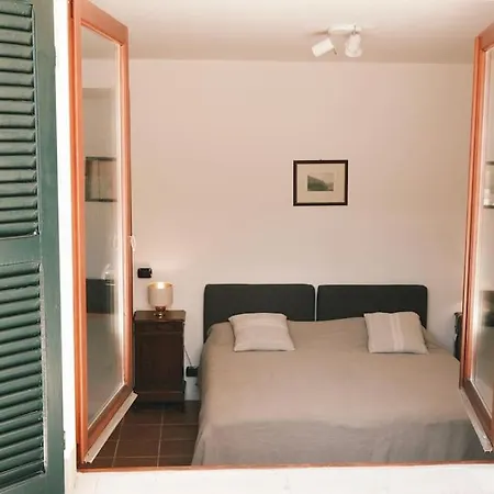 Volledig Huis Met Zicht Op Comomeer Musso